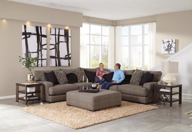 Ava Sectional